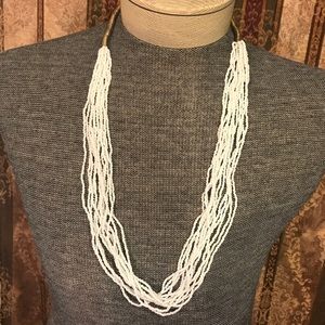 White and gold liquid necklace